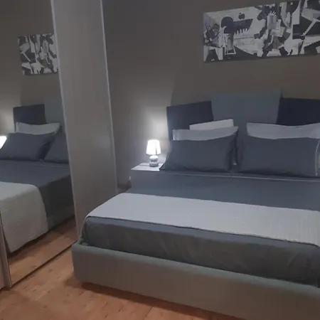 Central House דירה *